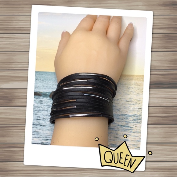 Black Punk Bracelet - Picture 2 of 8